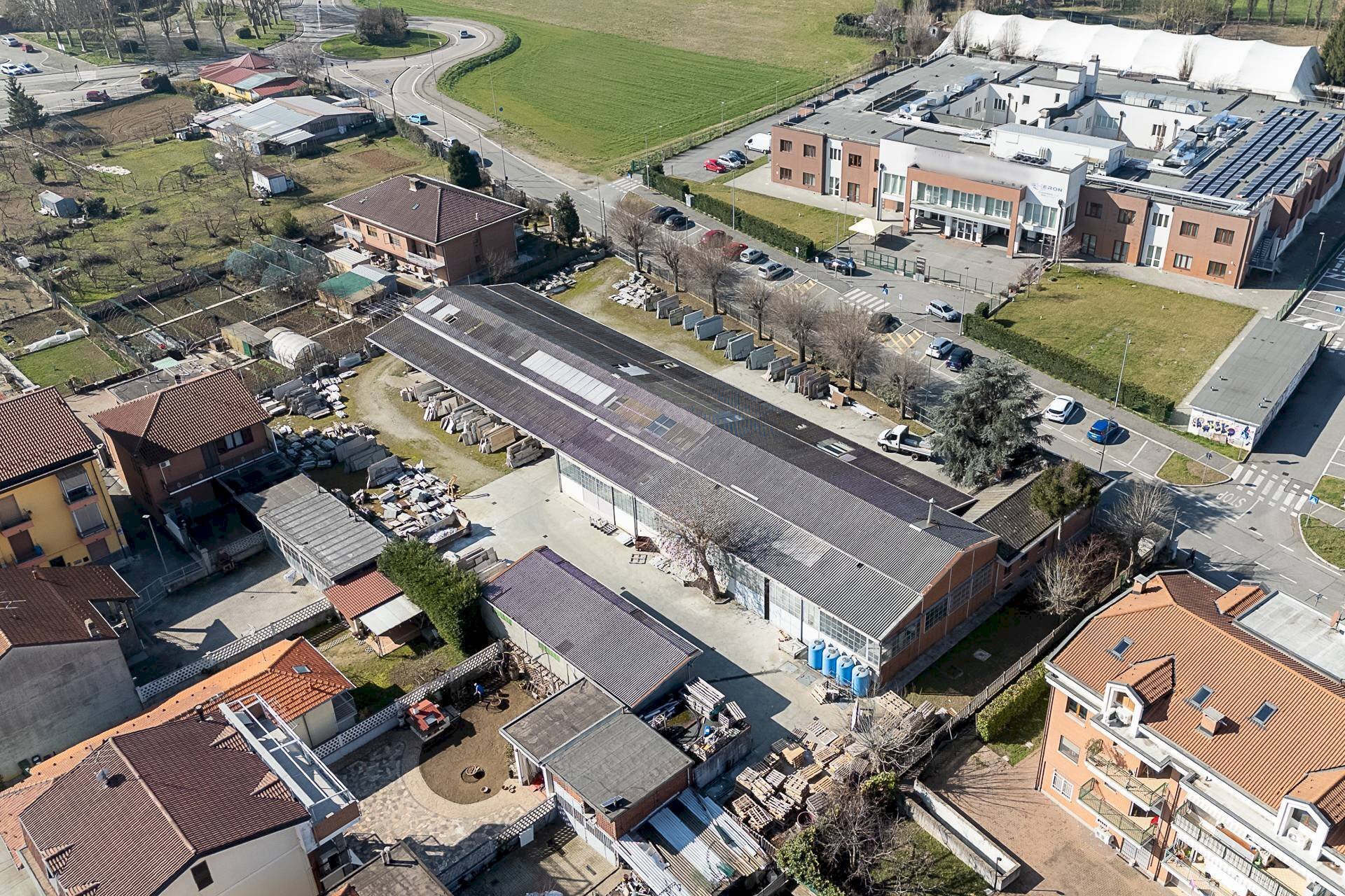 Foto 3 - Capannone Viale della Rimembranza
 
23, Nichelino - foto 3