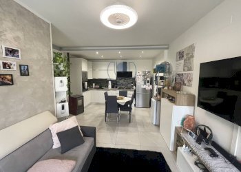 Foto 1 - Trilocale via freinetto
 
51, Coazze - foto 1