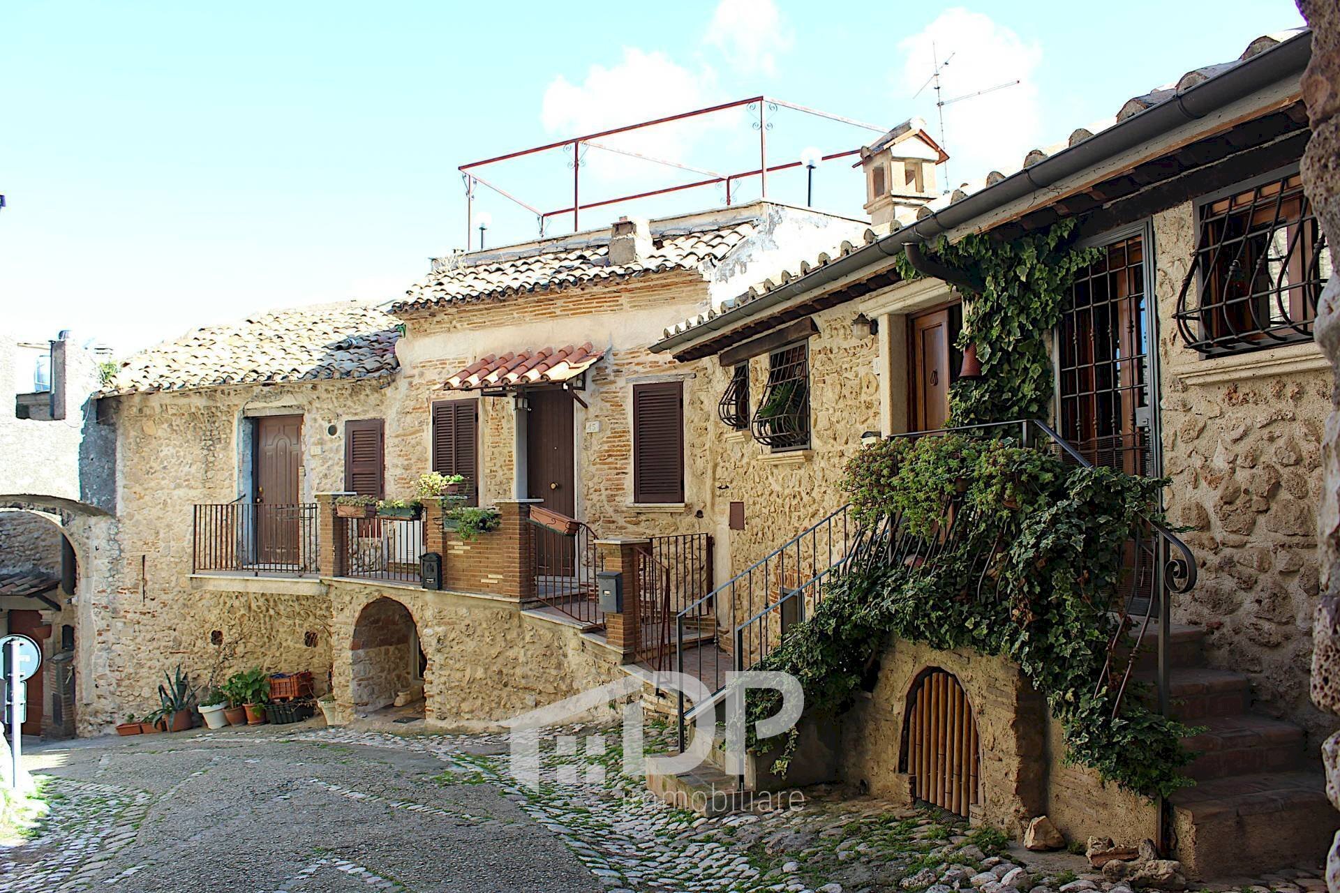 Foto 2 - Trilocale Via del Plebiscito
 
47, Palombara Sabina - foto 2