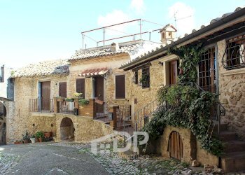 Foto 2 - Trilocale Via del Plebiscito
 
47, Palombara Sabina - foto 2