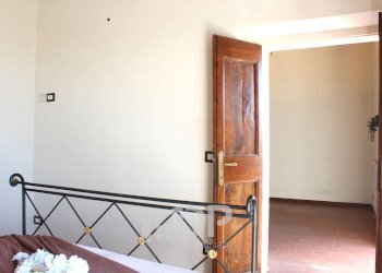 Foto 27 - Bilocale Vicolo Savelli
 
33, Palombara Sabina - foto 27