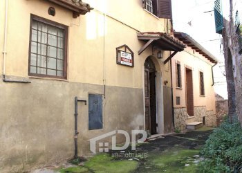 Foto 37 - Bilocale Vicolo Savelli
 
33, Palombara Sabina - foto 37