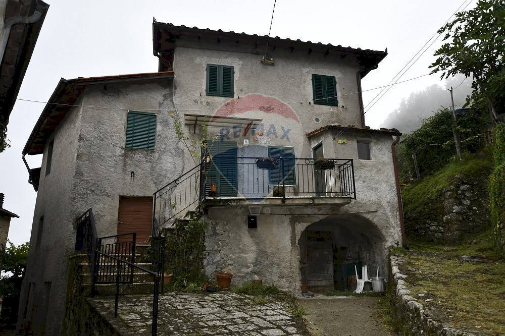 Casa all\'aperto - Casa indipendente via Villottura
 
6, Bagni di Lucca - foto 1