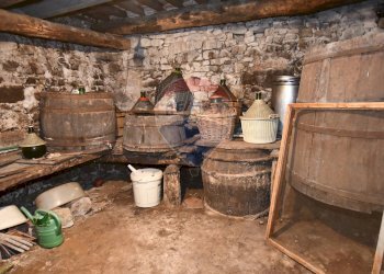 Cantina - Casa indipendente via Villottura
 
6, Bagni di Lucca - foto 8