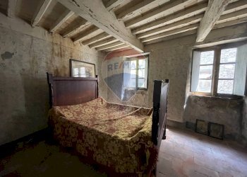 Camera / camera da letto - Independent house Loc. Vizzata, Bagni di Lucca - photo 3