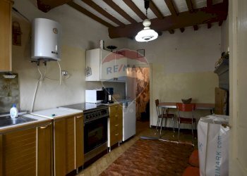 Cucina - Casa semi indipendente Bagni di Lucca - foto 3