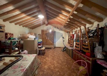 Dispensa di stoccaggio - Semi-detached house pieve di controne, Bagni di Lucca - photo 8