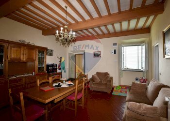 Sala da pranzo - Semi-detached house pieve di controne, Bagni di Lucca - photo 9