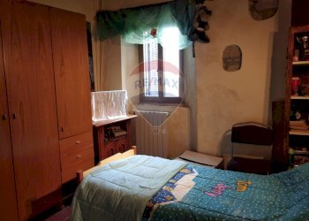 Camera / camera da letto - Semi-detached house Villa Basilica - photo 12