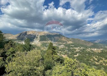 Vista delle montagne - Semi-detached house vetteglia
 
74, Bagni di Lucca - photo 18