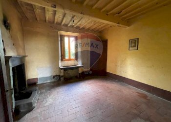 Stanza vuota - Semi-detached house via vetteglia
 
73, Bagni di Lucca - photo 1