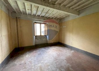 Stanza vuota - Semi-detached house via vetteglia
 
73, Bagni di Lucca - photo 9