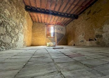 Stanza vuota - Semi-detached house via vetteglia
 
73, Bagni di Lucca - photo 12