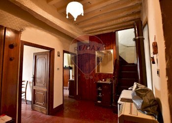 Hall / corridoio - Semi-detached house via della chiesa colognora, Villa Basilica - photo 6