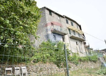 Edificio all\'aperto - Semi-detached house via della chiesa colognora, Villa Basilica - photo 16