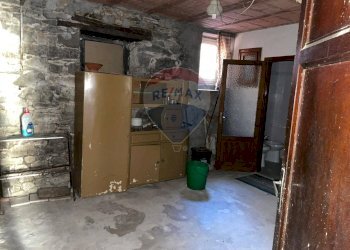 Dispensa di stoccaggio - Casa semi indipendente via cantone
 
23, Borgo a Mozzano - foto 12