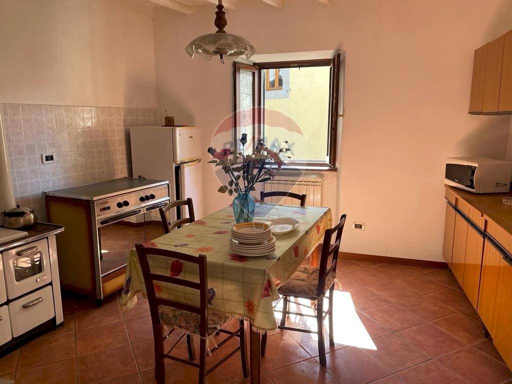 Cucina - Appartamento via della croce
 
11, San Marcello Piteglio - foto 1