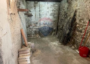 Stanza vuota - Appartamento via della croce
 
11, San Marcello Piteglio - foto 10