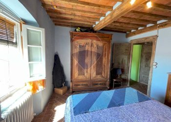 Camera / camera da letto - Semi-detached house via vittorio emanuele
 
24, Villa Basilica - photo 10