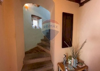 Scale - Semi-detached house via vittorio emanuele
 
24, Villa Basilica - photo 17