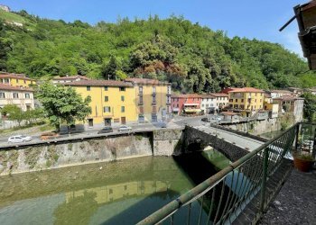 Balcone - Appartamento PIAZZA PONTE A SERRAGLIO
 
12, Bagni di Lucca - foto 11