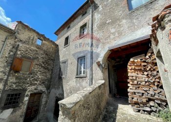 Casa all\'aperto - Casa semi indipendente via volte casoli
 
7, Bagni di Lucca - foto 1