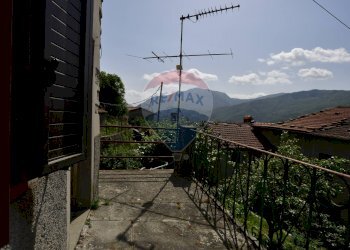 Balcone - Casa semi indipendente Bagni di Lucca - foto 9