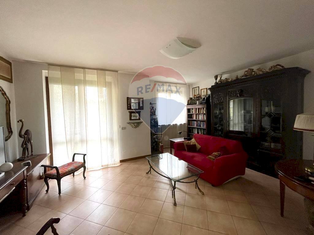 Soggiorno - Appartamento Via Contessa Casalini
 
18, Bagni di Lucca - foto 3