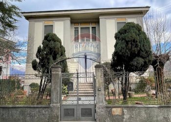 Casa all\'aperto - Villa Castelnuovo di Garfagnana - foto 2