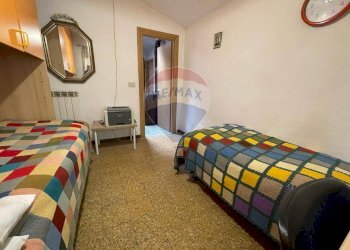 Camera / camera da letto - Appartamento Via Serraglia
 
29, Bagni di Lucca - foto 15