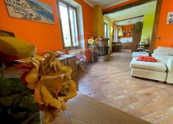 Soggiorno - Appartamento Borgo a Mozzano - foto 14