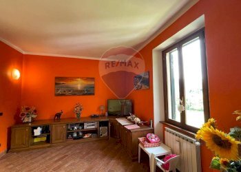 Soggiorno - Appartamento Borgo a Mozzano - foto 17