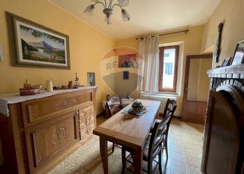Sala da pranzo - Appartamento FABBRICHE DI CASABASCIANA Via Fabbriche
 
48, Bagni di Lucca - foto 6