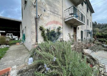 Giardino - Appartamento FABBRICHE DI CASABASCIANA Via Fabbriche
 
48, Bagni di Lucca - foto 31