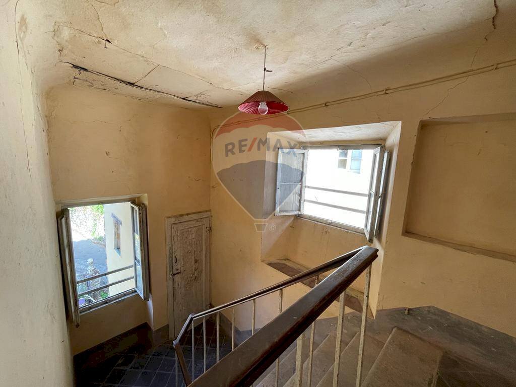 Scale - Villa Bagni di Lucca - foto 3