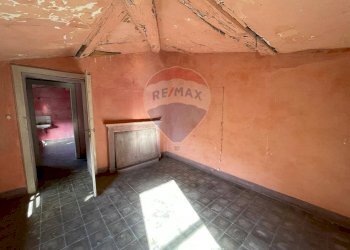 Stanza vuota - Villa Bagni di Lucca - foto 5