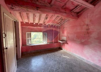 Stanza vuota - Villa Bagni di Lucca - foto 7