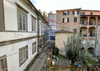 Edificio all\'aperto - Villa Bagni di Lucca - foto 12