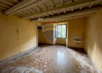 Stanza vuota - Villa Bagni di Lucca - foto 17
