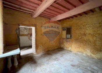 Stanza vuota - Villa Bagni di Lucca - foto 26