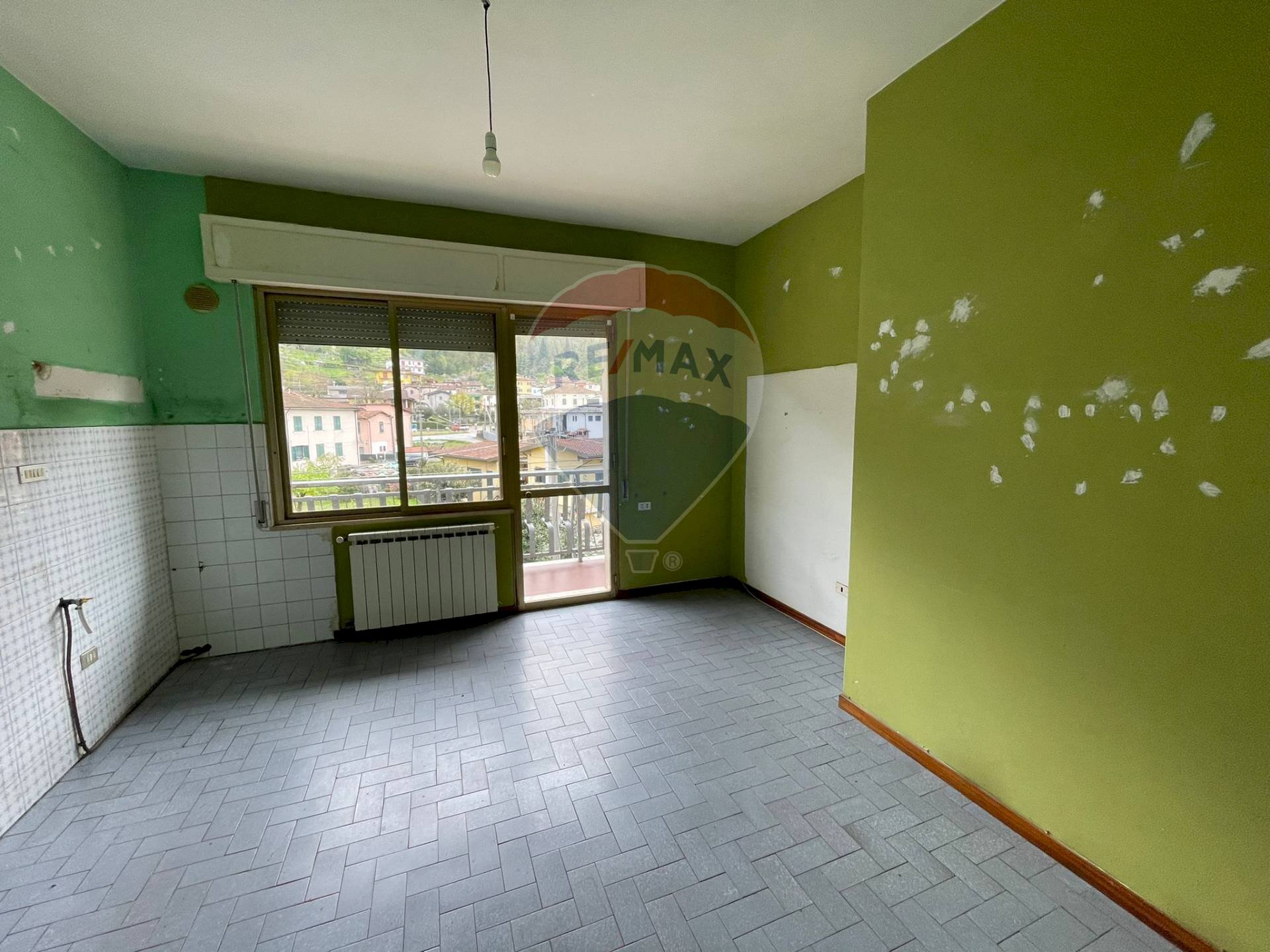 Stanza vuota - Appartamento Via della stazione Chifenti, Borgo a Mozzano - foto 2