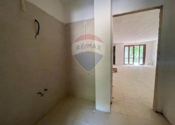 Stanza vuota - Appartamento Via Lima
 
snc, Bagni di Lucca - foto 17