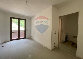 Stanza vuota - Appartamento Via Lima
 
snc, Bagni di Lucca - foto 19