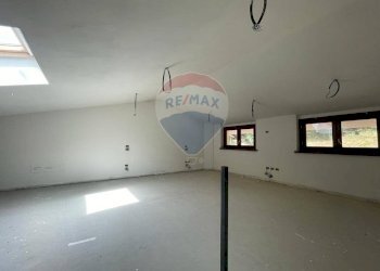 Stanza vuota - Appartamento Via Lima
 
snc, Bagni di Lucca - foto 23