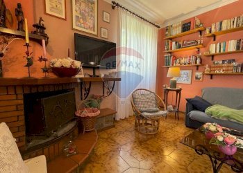 Soggiorno - Casa indipendente VIA G. TOVANI, Bagni di Lucca - foto 12