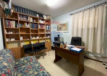 Ufficio - Casa indipendente VIA G. TOVANI, Bagni di Lucca - foto 43