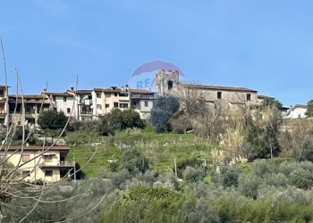 Edificio all\'aperto - Terreno edificabile via di cerreto borgo a mozzano, Borgo a Mozzano - foto 5