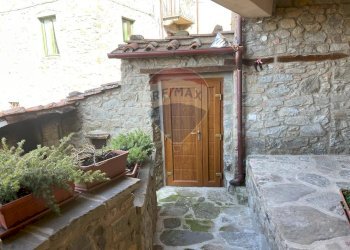 Casa all\'aperto - Casa indipendente VIA LUPO LUPARI
 
42, Bagni di Lucca - foto 5