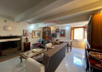 Soggiorno - Casa indipendente VIA LUPO LUPARI
 
42, Bagni di Lucca - foto 13