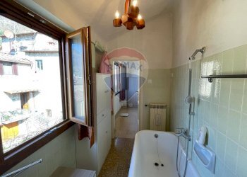 Bagno - Casa indipendente VIA LUPO LUPARI
 
42, Bagni di Lucca - foto 33
